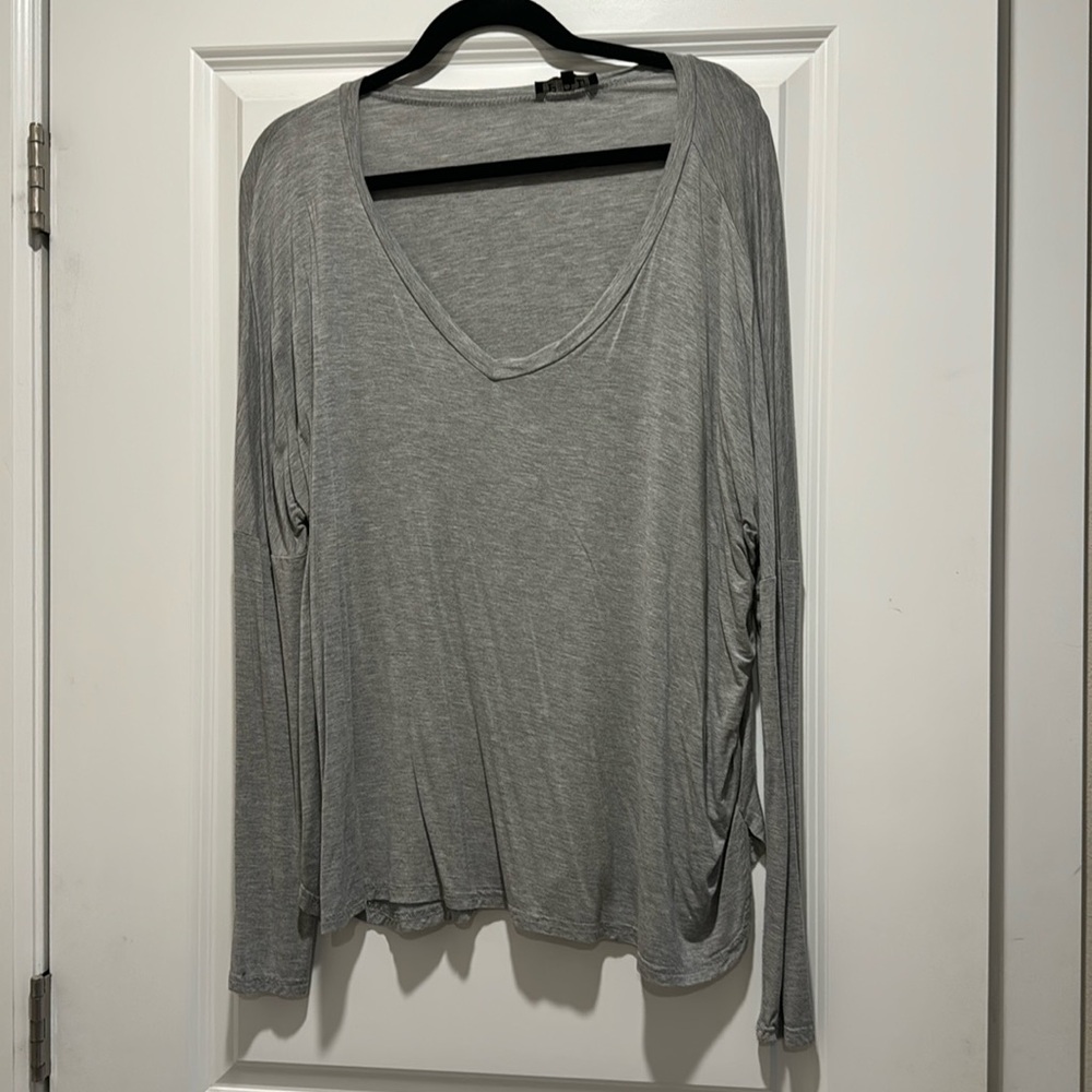 POL long sleeve VNeck size small.
